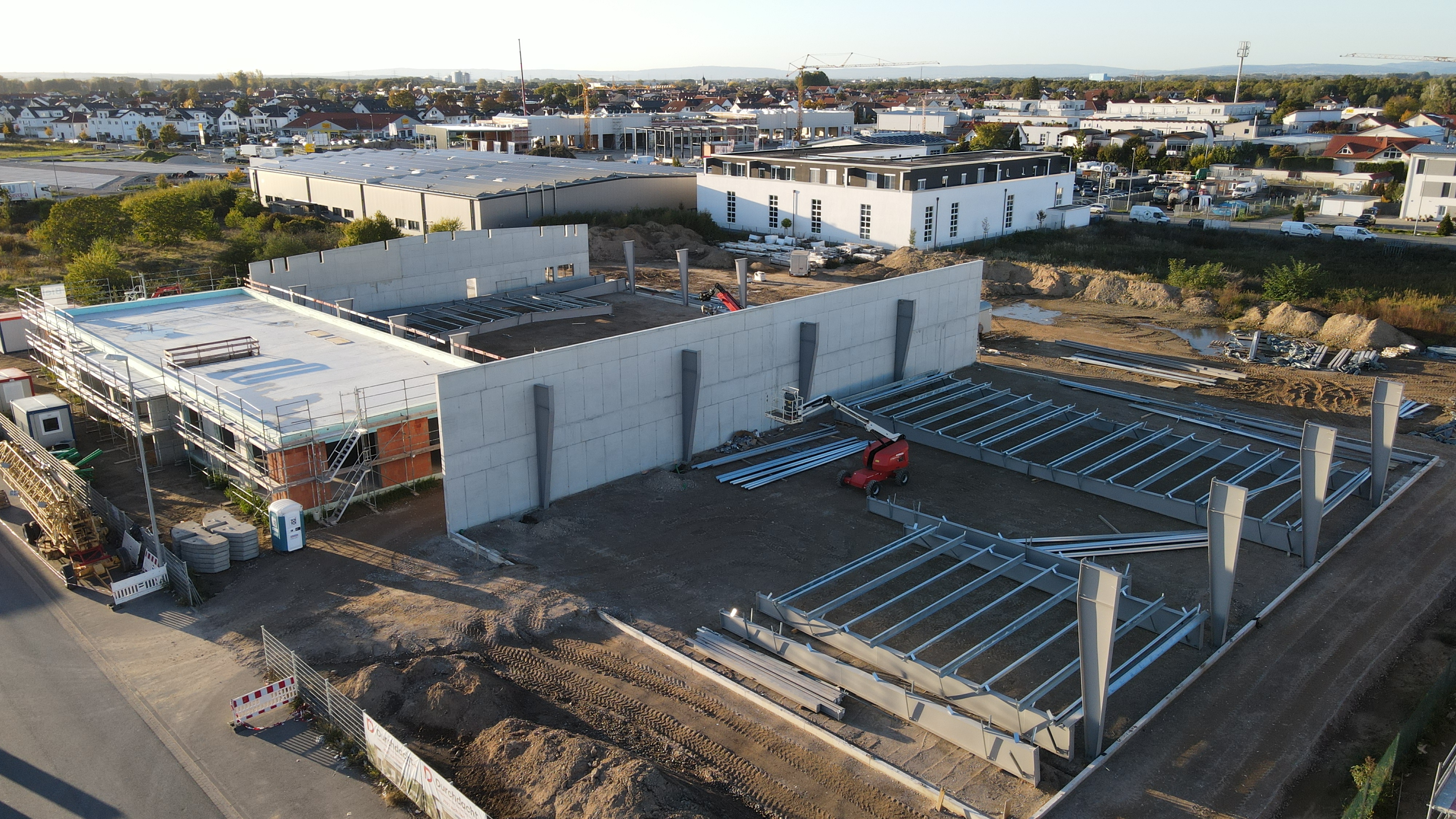 Neubau einer Lagerhalle mit Bürogebäude